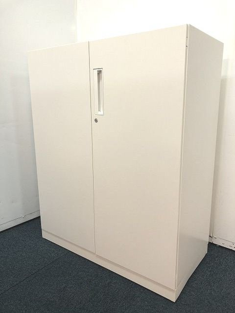 【中古】エディア   コクヨ（KOKUYO） ローキャビネット／両開き