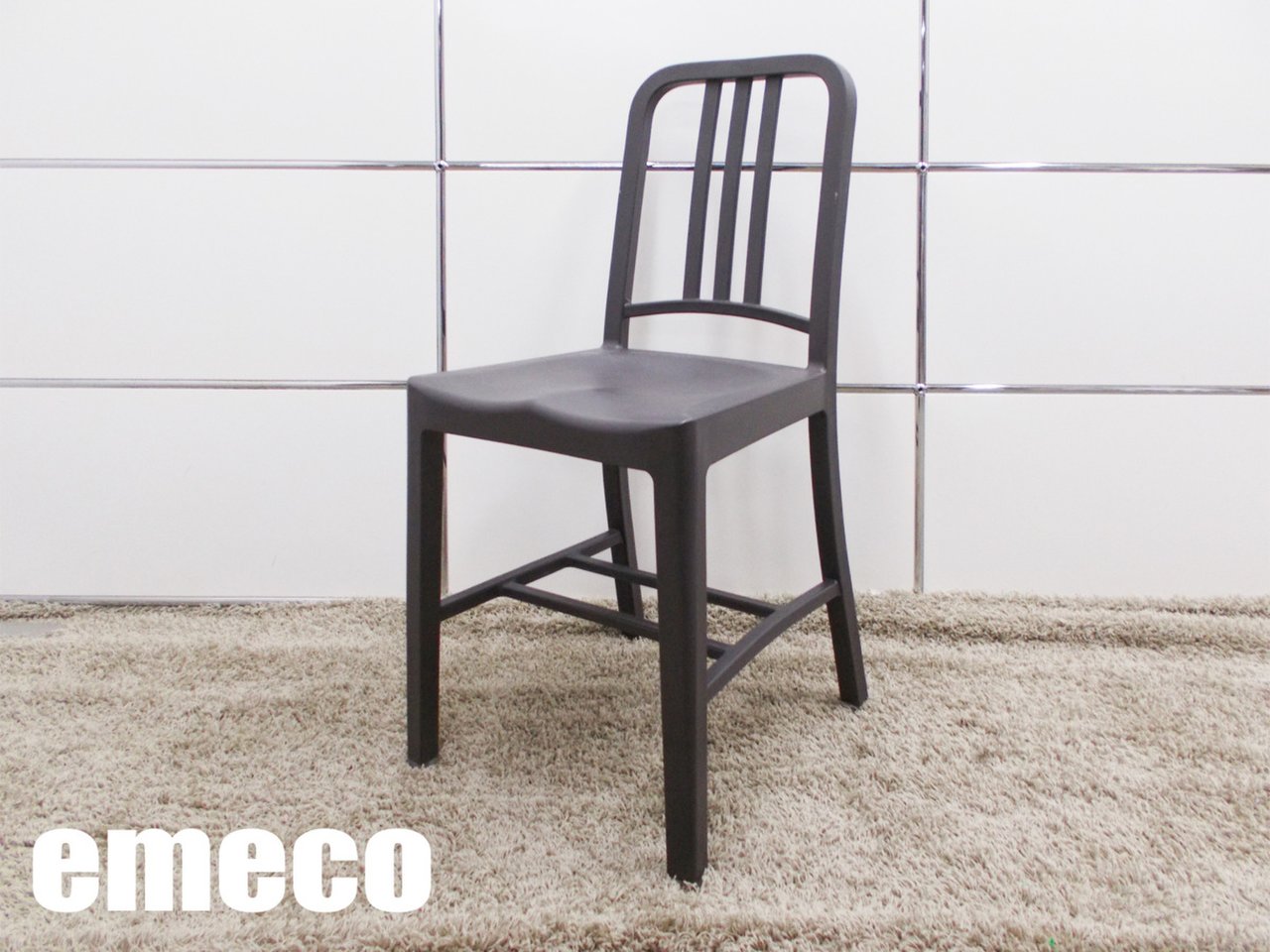 emeco /エメコ　ネイビーチェア x コカ・コーラ　ブラック　正規品
                        その他シリーズ
                                    中古
            