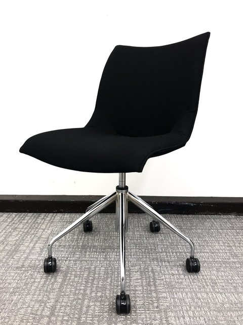 【中古】8145シリーズ  8145RZ FD41 オカムラ（okamura） ミーティングチェア