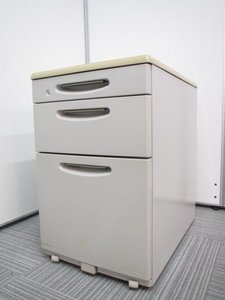 【日焼け有の為、お安く！】■オカムラ製・SDシリーズ■3段ワゴン■ラッチもついて飛び出しません！【お得のおつとめ商品】