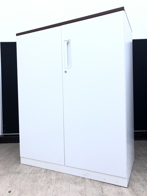 【中古】エディア   コクヨ（KOKUYO） ローキャビネット／両開き