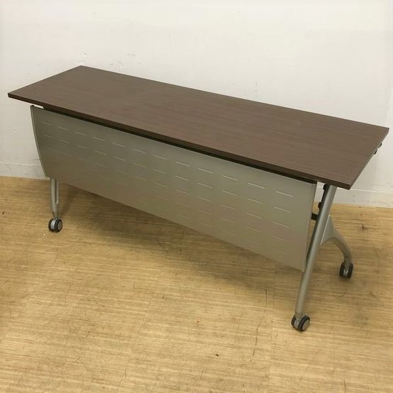 【中古】リリッシュ2  THVP-145LN-17 イトーキ（ITOKI） スタックテーブル(長机/折りたたみ/会議用)