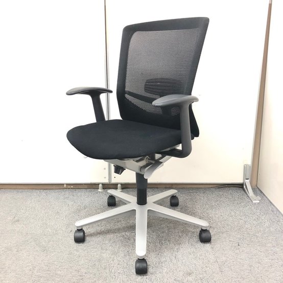 【中古】レジア   ウチダ（UCHIDA) 肘付ローバックチェア