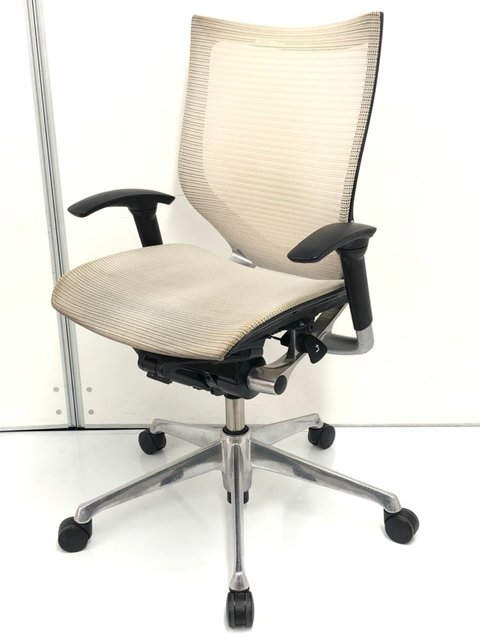 【中古】バロンメッシュ   オカムラ（okamura） 肘付ローバックチェア