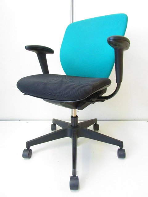 【中古】プラオ   イトーキ（ITOKI） 肘付ローバックチェア