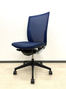 【定価12万！】[前傾姿勢]【状態良好】仕事のできそうなチェア！■通気性もよく体を優しく包むプレーンメッシュ！【在庫入替】