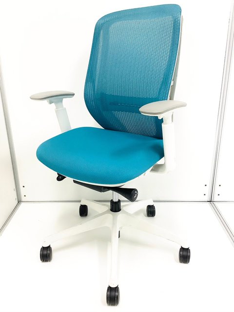 【中古】シルフィー（メッシュ）  C685XZ FMR6 オカムラ（okamura） 肘付ハイバックチェア