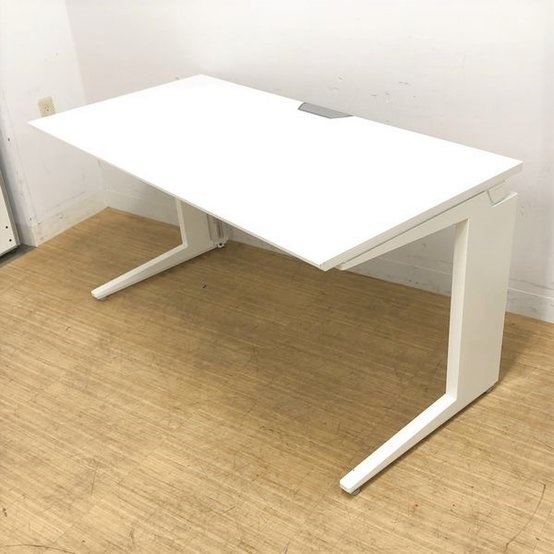 フリースタンディングデスク　オカムラ　プロユニット　ホワイト天板/Ｌ字脚　★フリー アドレスデスクにもなります★　W1400