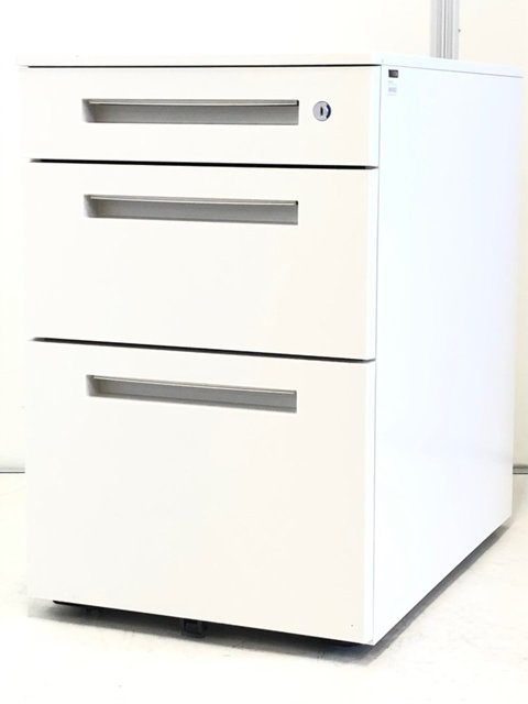 【大量入荷】【定価約6万円！！筆記用具などの小物からA4ファイルまで収納できる三段ワゴンがロット入荷しました！！】■イトーキ■CZR