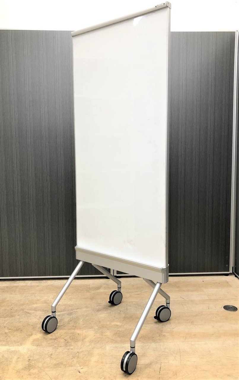 【移動ラクラク！どこでも使える！】■キャスター付ホワイトボード　コンパクトなW600mmタイプ！
                        アルト 
                                    中古
            