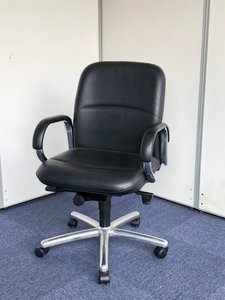 ロット入荷！会議室にオススメ！レザー生地｜ブラック