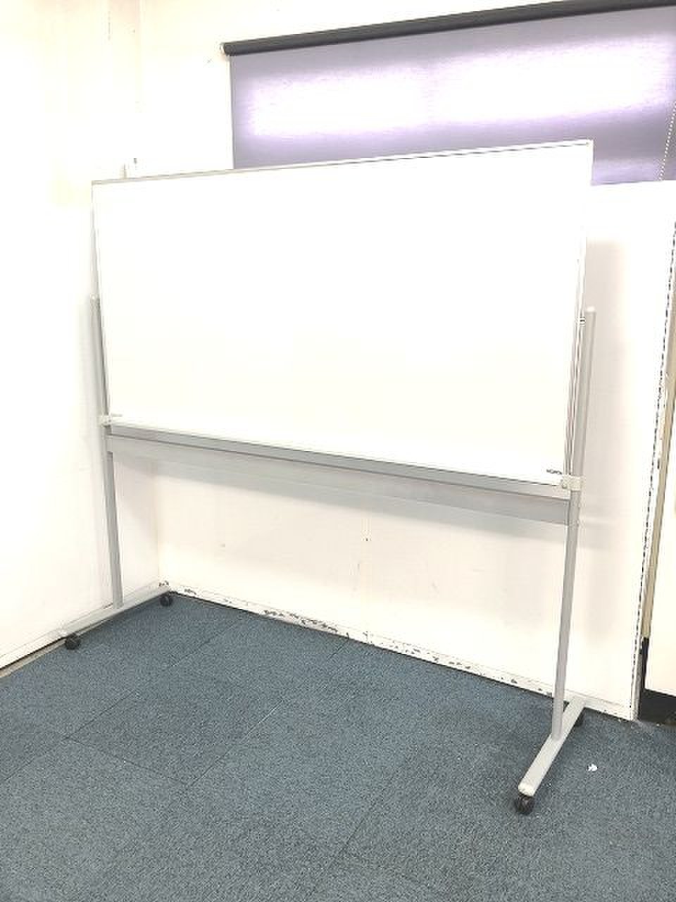 【定価約7万円！！片面自立式ホワイトボードの入荷です！！】
                        その他シリーズ
                                    中古
            