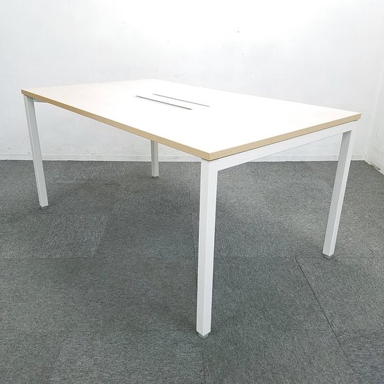【中古】ノティオ(notio)  ウチダ（UCHIDA) ミーティングテーブル（会議机）