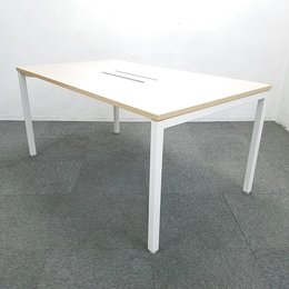 配線コネクティング　中古　テーブル　おしゃれ　ナチュラル