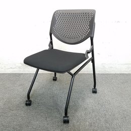 【10脚入荷！！】｜オカムラ｜ルナ｜キャスター付き｜ネスティングチェア！！会議室や講習室にオススメ！【関西在庫数ナンバーワン・尼崎店】

