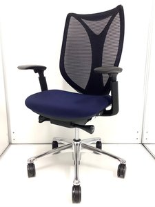 大人気／定番／高級／高機能
◆Okamura／オカムラ　◆Sabrina／サブリナスタンダート　※本体カラー：ダークブルー ※横浜店撮影画※