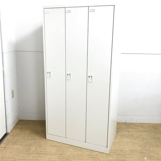 【中古】FZ-W  4573FZ ZA75 オカムラ（okamura） 3人用更衣ロッカー