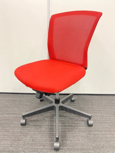 【中古】バリシア   コクヨ（KOKUYO） 肘無ローバックチェア