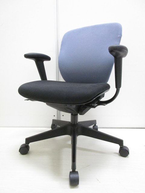 【中古】プラオ   イトーキ（ITOKI） 肘付ローバックチェア