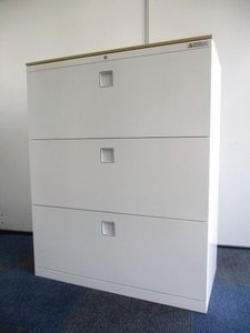 【人気の引き出し型の書庫】オフィスの定番として大人気！オカムラ製のレクトライン！