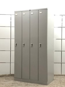 4人用ロッカー 内田洋行 UCHIDA ニューグレー シリンダー錠 ※一部部材欠けあり【中古品】【新大阪】【北区】【淀川区】【北摂】【起業】