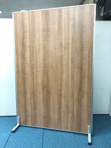 【組み合わせ自由自在！】
工事不要で簡単に空間を仕切れます！
コロナウイルス対策としても！