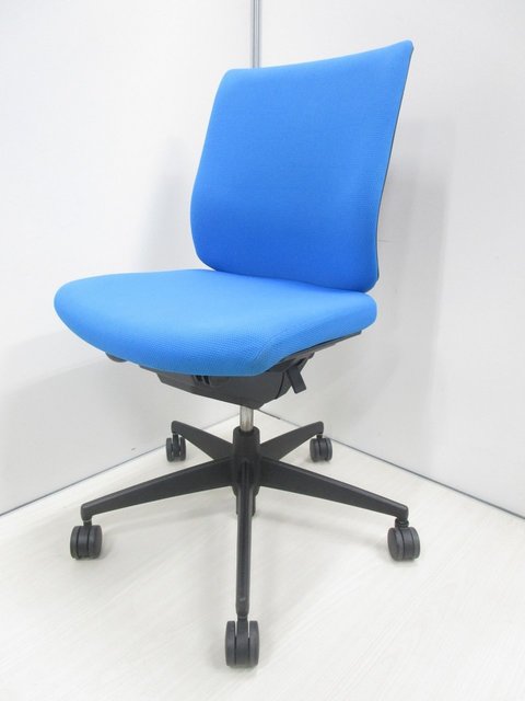 【中古】ウィザード   コクヨ（KOKUYO） 肘無ローバックチェア
