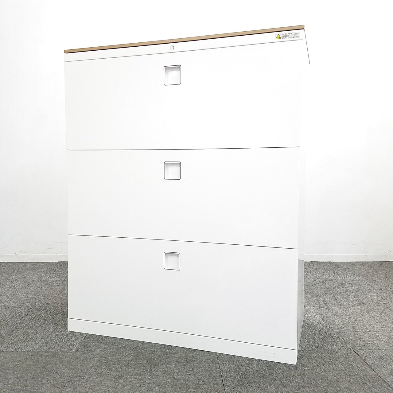 【6台入荷】オカムラの定番キャビネット入荷！中古　書庫　両開き　ホワイト　オフィス　事務　レクトライン
                        レクトライン 
                                    中古
            