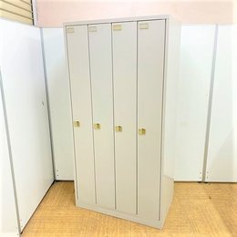 【定番商品】【イトーキ製の4人用ロッカーが入荷！】【いろんな場面で活躍致します！】