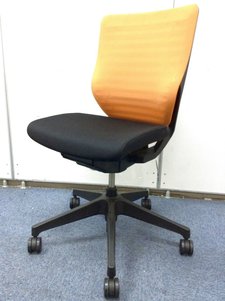 【ロット商品】イトーキ｜エピオス｜オレンジカラー｜肘無しローバックチェア！！