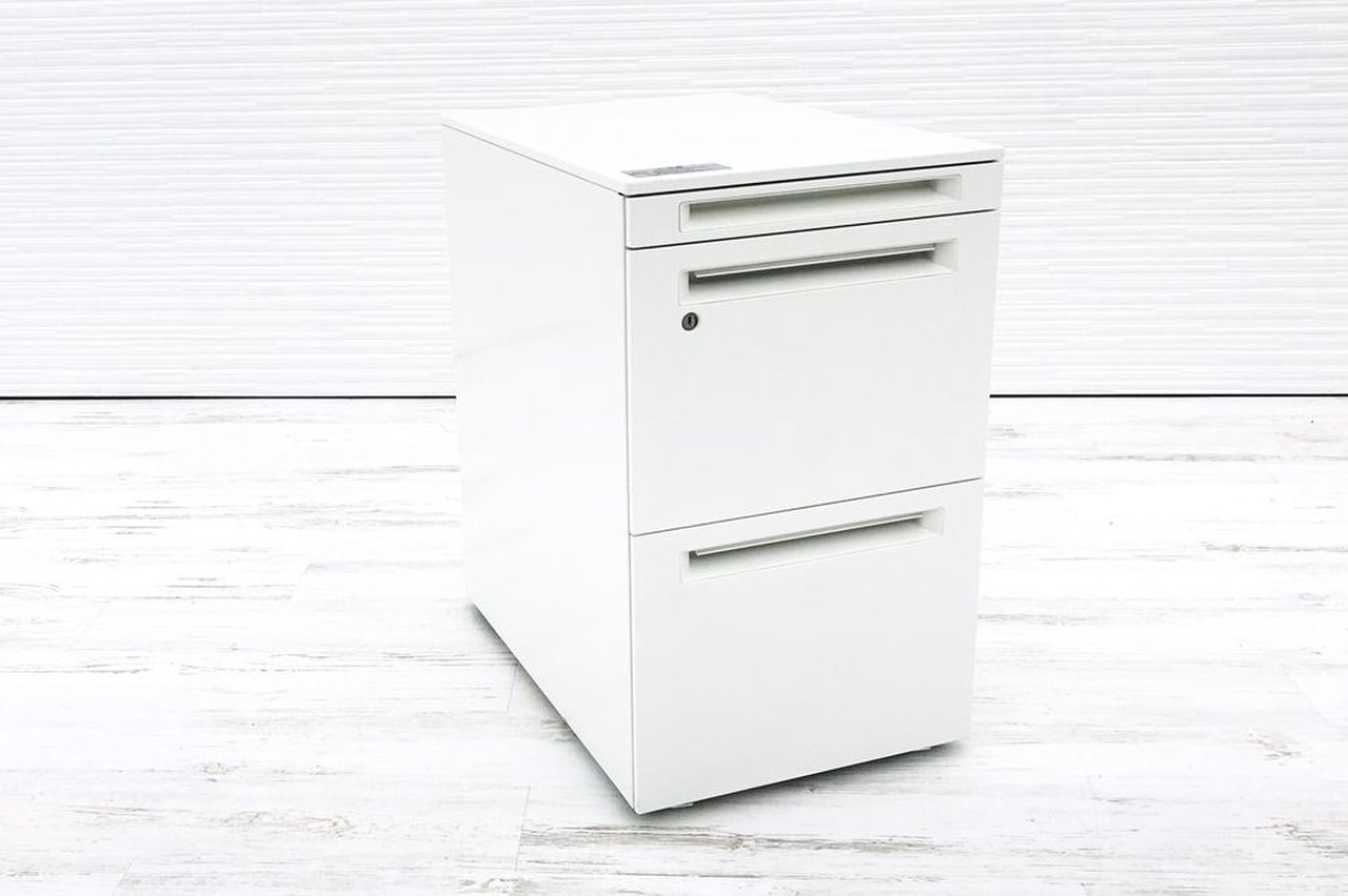 【定価約9万円！！フリアド用三段ワゴンの入荷です！！ホワイトカラー！！】■オカムラ■プロユニット
                        プロユニット 
                                    中古
            