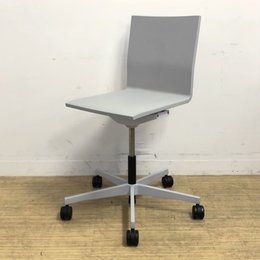 【26脚入荷】シンプルデザイン　vitra/04　オフィスシーティングにこだわりを　【デザイナーズ家具】