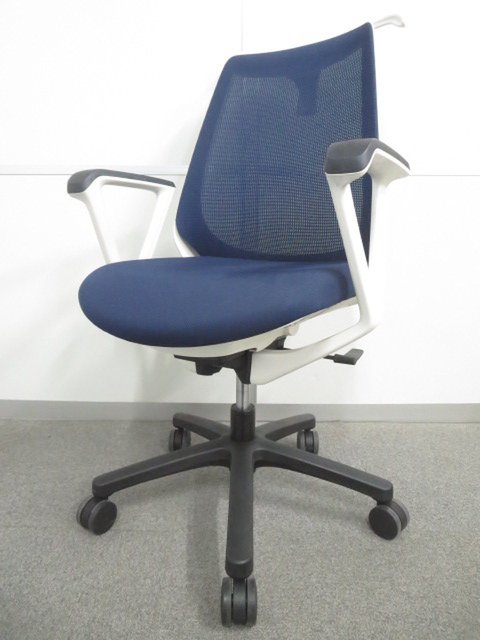 【中古】ノナ   イトーキ（ITOKI） 肘付ハイバックチェア