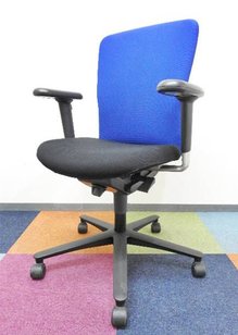 【12脚入荷！！】ウチダ｜ルディオ｜ブルーカラー｜肘付きハイバックチェア！！【関西在庫数ナンバーワン・尼崎店】