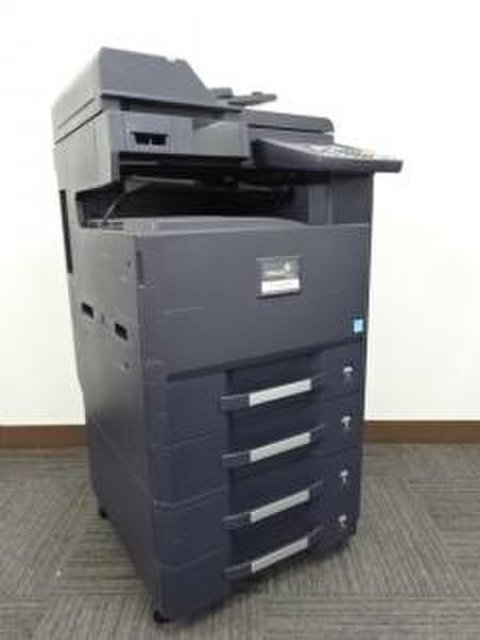 【中古】TASKalfa  京セラ(KYOCERA) カラー複合機(コピー機)