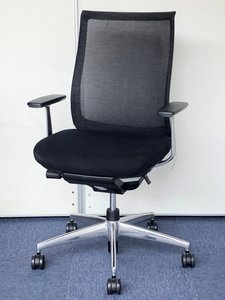 【17年製】デザインアーム（固定肘）｜アルミポリッシュ脚｜背もたれの生地