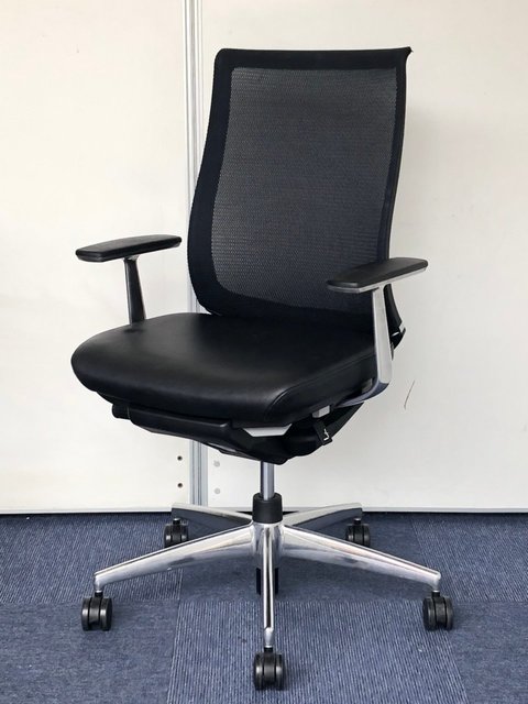 【中古】ベゼル（アルミポリッシュ脚）  CRS-G2800 コクヨ（KOKUYO） 肘付ハイバックチェア