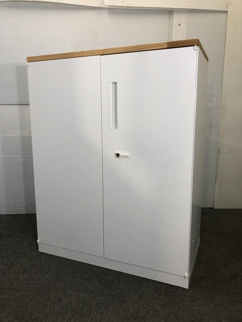 【中古】HS  ウチダ（UCHIDA) ローキャビネット／両開き