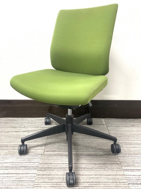 【中古】ウィザード2   コクヨ（KOKUYO） 肘無ローバックチェア