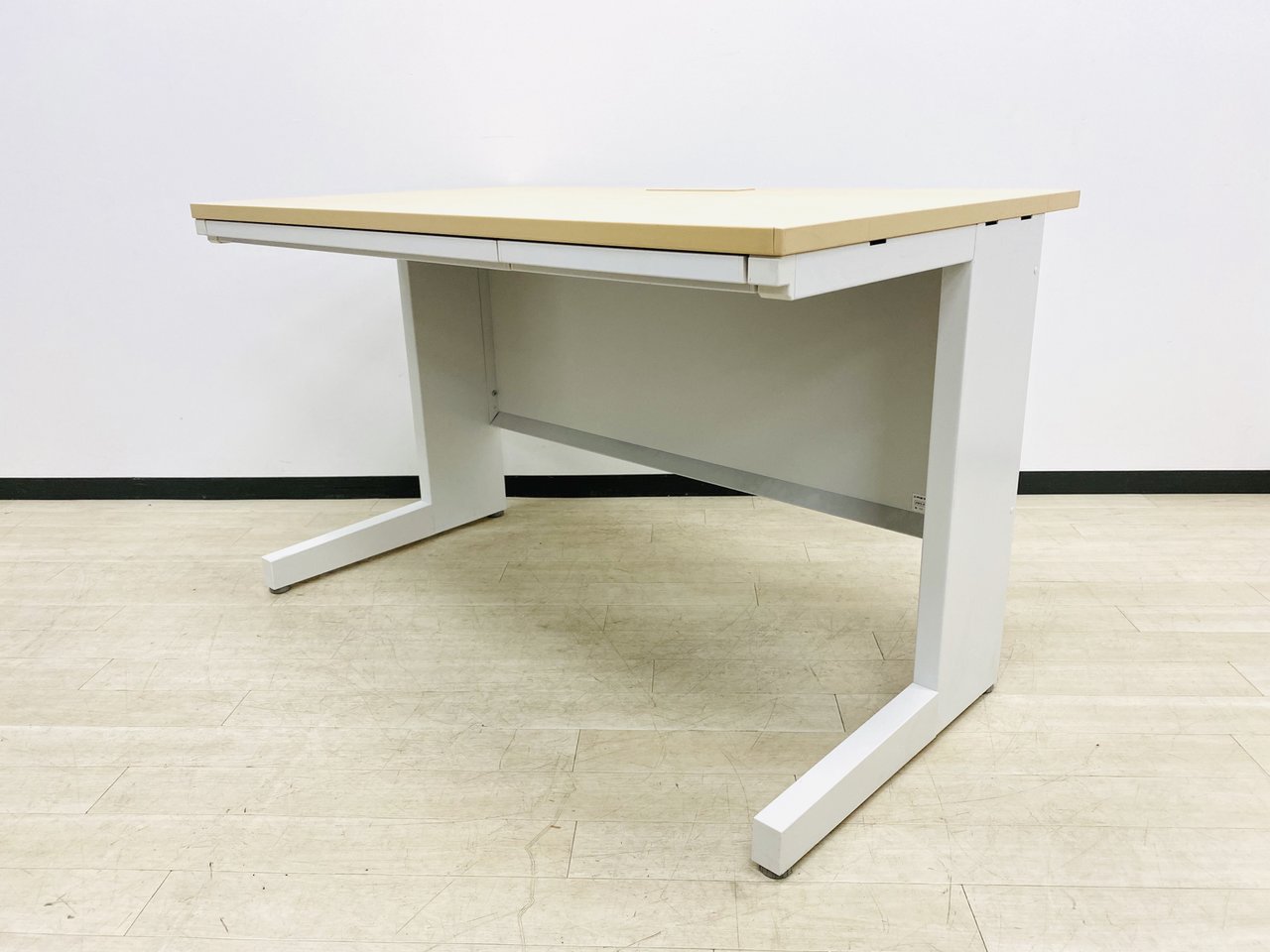 【ロット入荷】内田洋行人気シリーズ「スカエナS type」入荷！中古　デスク　事務机　オフィスデスク
                        スカエナ デスク 
                                    中古
            