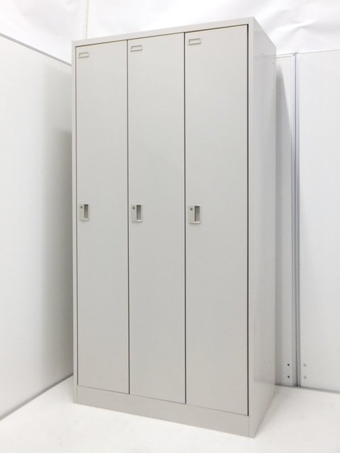 【中古】FZ   オカムラ（okamura） 3人用更衣ロッカー