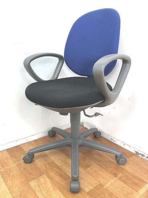 【中古】ジャスト   ウチダ（UCHIDA) 肘付ローバックチェア