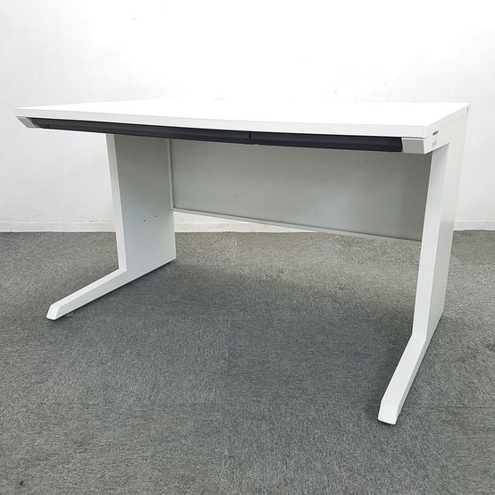 【中古】CZR   イトーキ（ITOKI） 平机