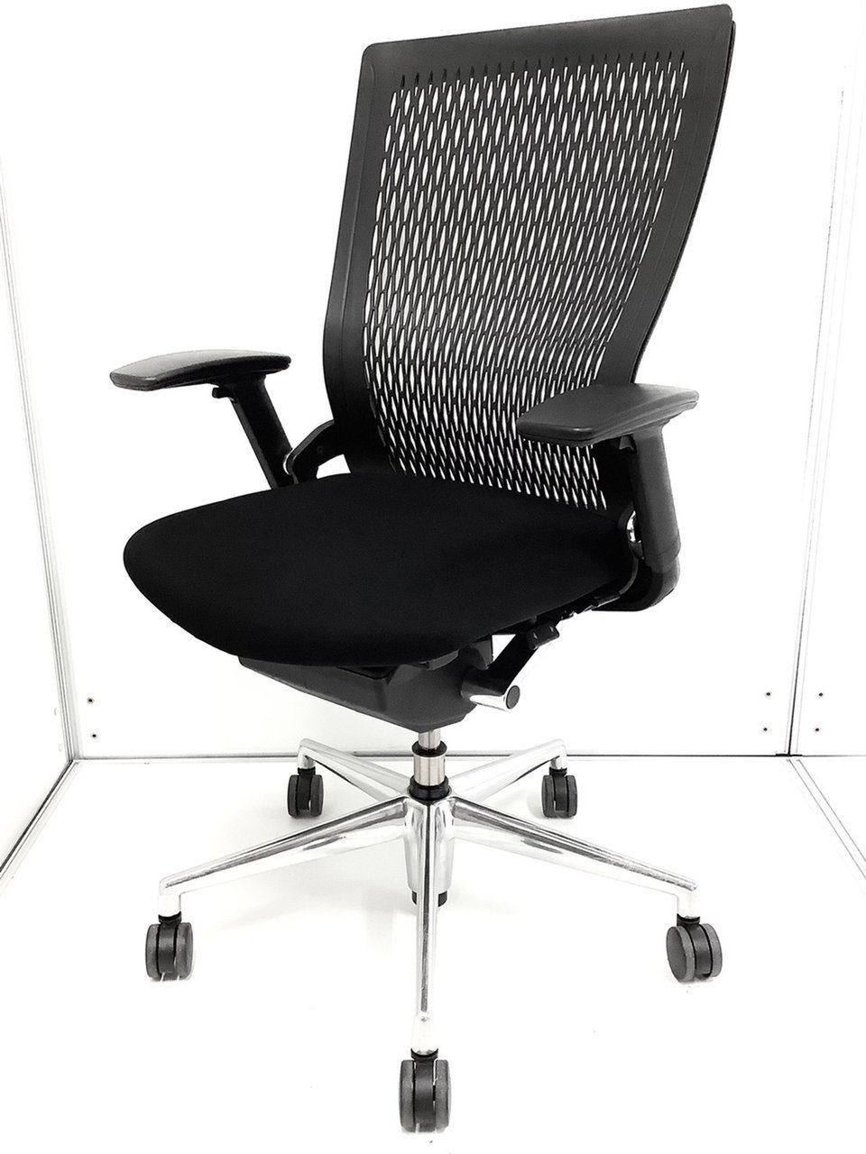 【2脚限定！】ウチダ｜パルス｜ブラックカラー｜肘付きハイバックチェア！！【オフィスチェア店】
                        パルス 
                                    中古
            