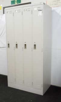 【4人用ロッカー】【コクヨ製】【増員に最適】【入荷後問い合わせ多い商品です】【企業】【収納】【鍵付き】