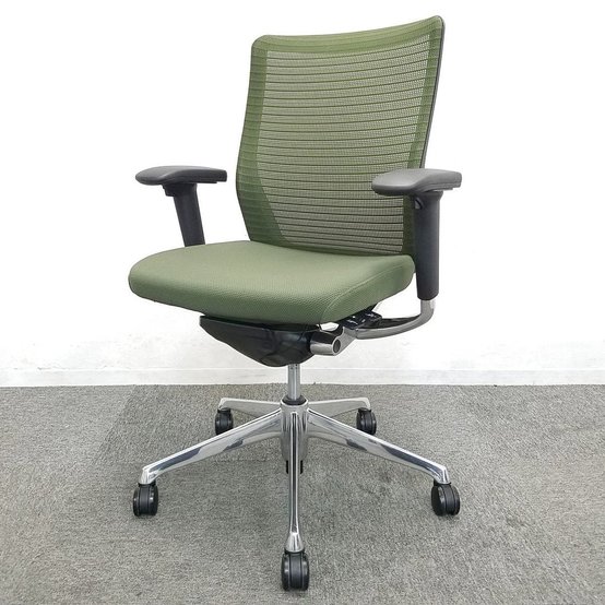 【中古】コーラルメッシュ  CQ81BR FSJ5 オカムラ（okamura） 肘付ミドルバックチェア