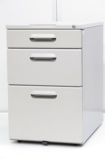 【定価約6万円！！オフィスにぴったりのニューグレーカラー！！人気３段ワゴンの入荷です！！】■イトーキ■CR