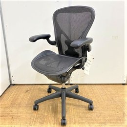 【2脚入荷】エルゴノミクスチェアの王道【アーロン】Bサイズ　ポスチャーフィット　フル装備