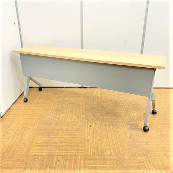 【中古】フラプター  81F1AA オカムラ（okamura） スタックテーブル(長机/折りたたみ/会議用)