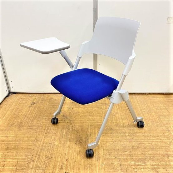 【中古】アンフィ   コクヨ（KOKUYO） ネスティングチェア